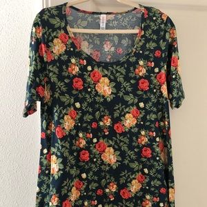 LuLaRoe perfect tee